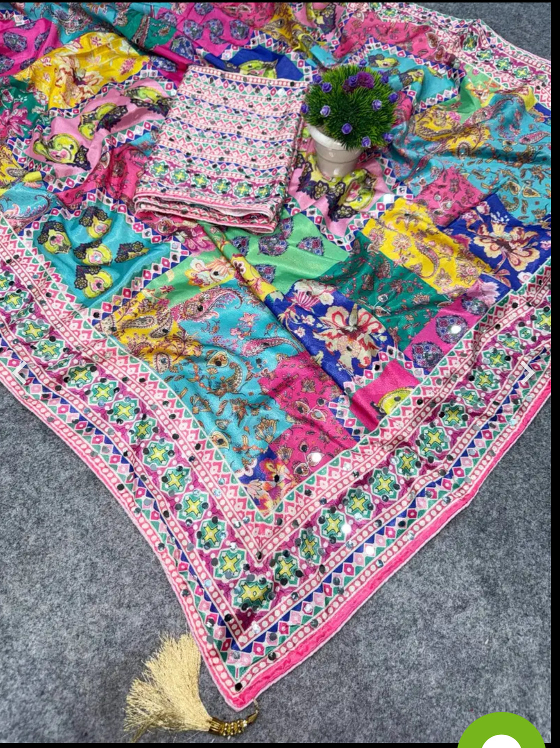 Viral Saree with Unstitched Blouse