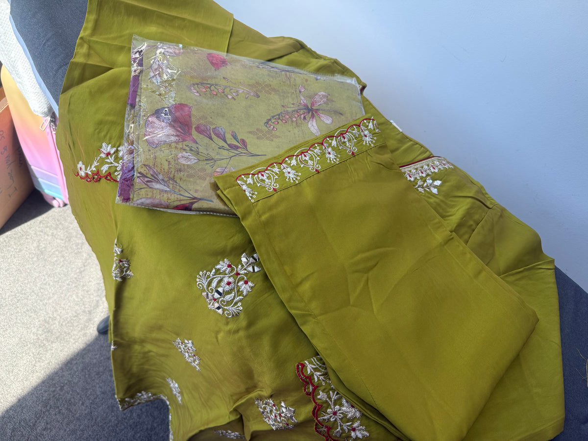 Embroidered Kurti Pant And Dupatta