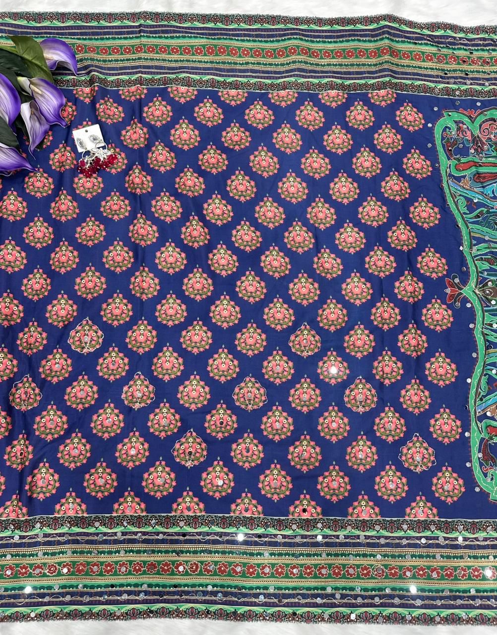 Viral Saree with Unstitched Blouse