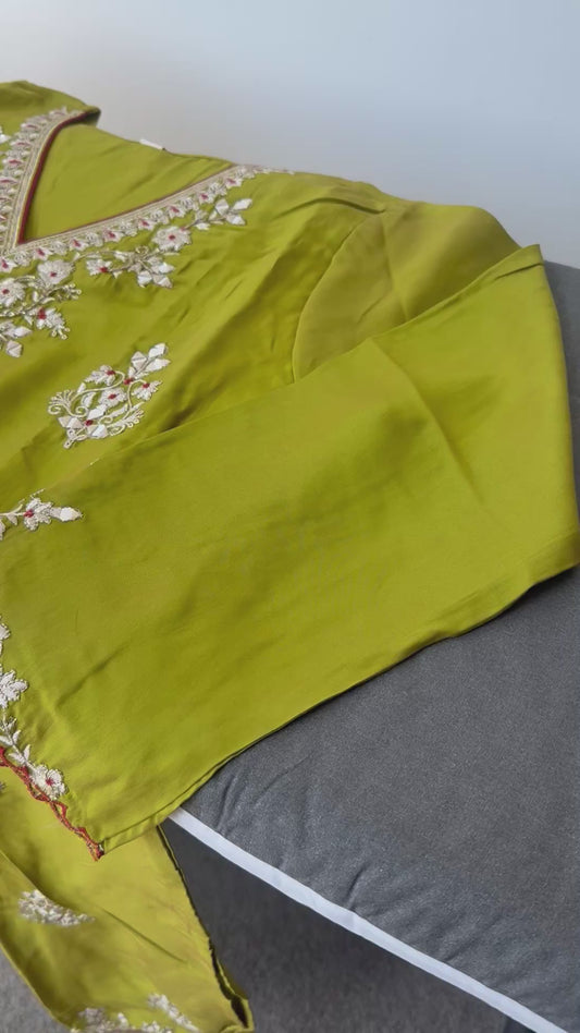 Embroidered Kurti Pant And Dupatta